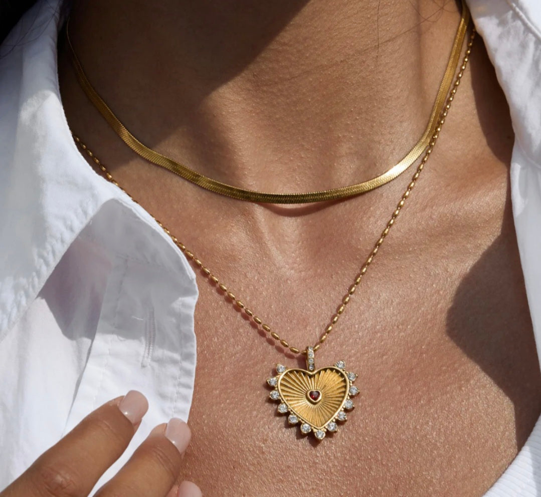 Herzanhänger-Kette und Goldkette als Set